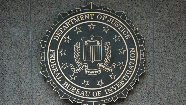 &Eta; Έ&kappa;&theta;&epsilon;&sigma;&eta; &tau;&omicron;&upsilon; FBI &Alpha;&pi;&omicron;&kappa;&alpha;&lambda;ύ&pi;&tau;&epsilon;&iota; ό&tau;&iota; &Alpha;&pi;&alpha;&tau;&epsilon;ώ&nu;&epsilon;&sigmaf; Έ&kappa;&lambda;&epsilon;&psi;&alpha;&nu; &Pi;ά&nu;&omega; &alpha;&pi;ό 16 &Delta;&iota;&sigma;&epsilon;&kappa;&alpha;&tau;&omicron;&mu;&mu;ύ&rho;&iota;&alpha; &Delta;&omicron;&lambda;ά&rho;&iota;&alpha; &tau;&omicron; 2024