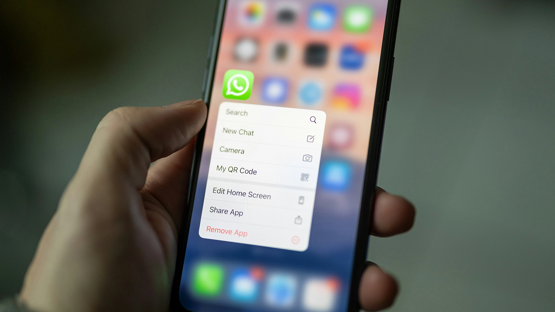 Το Chatbot της Meta Κοινοποιεί Ιδιωτικό Αριθμό Τηλεφώνου κατά Λάθος